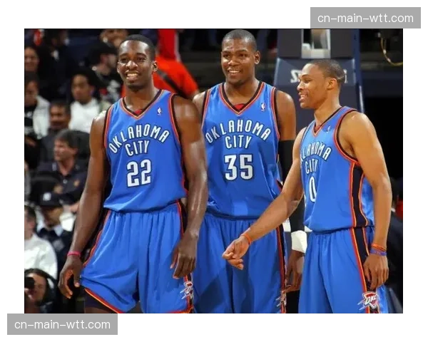 灰熊与阿达玛·巴尔签约10天短合同，火箭与JD·戴维森重签赛季剩余合同